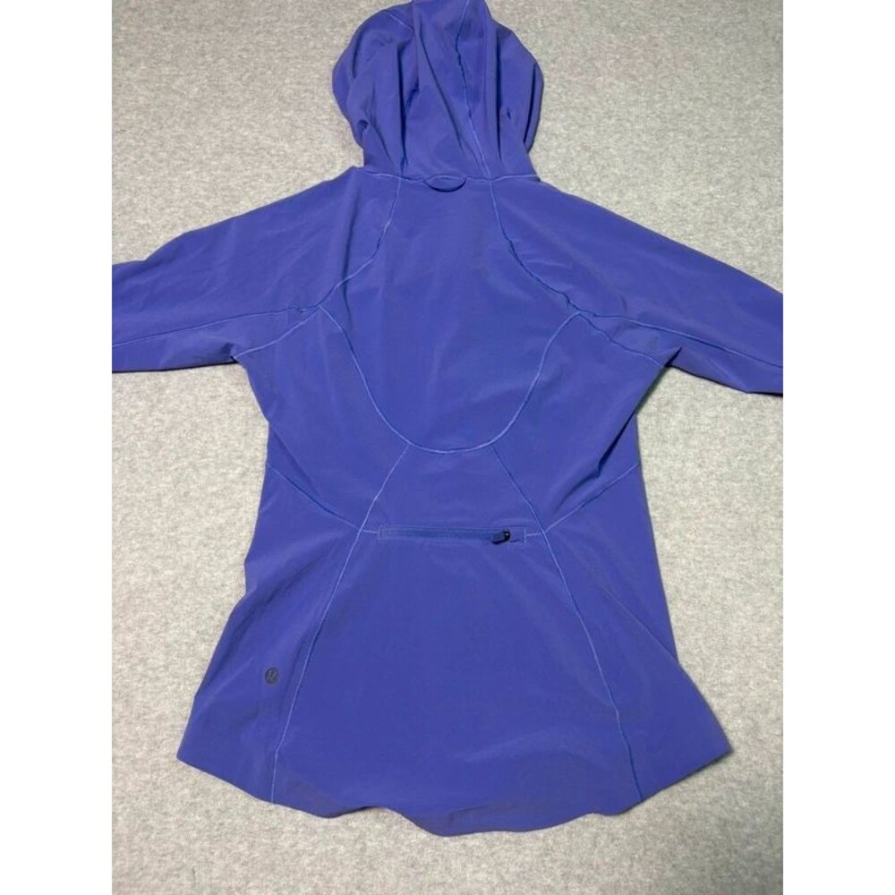 Lululemon women’s purple hooded define jacket (Size 4) - Picture 7 of 8